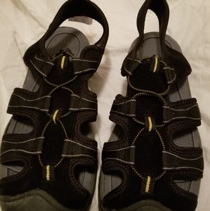 Outdoor sandals size 13 women